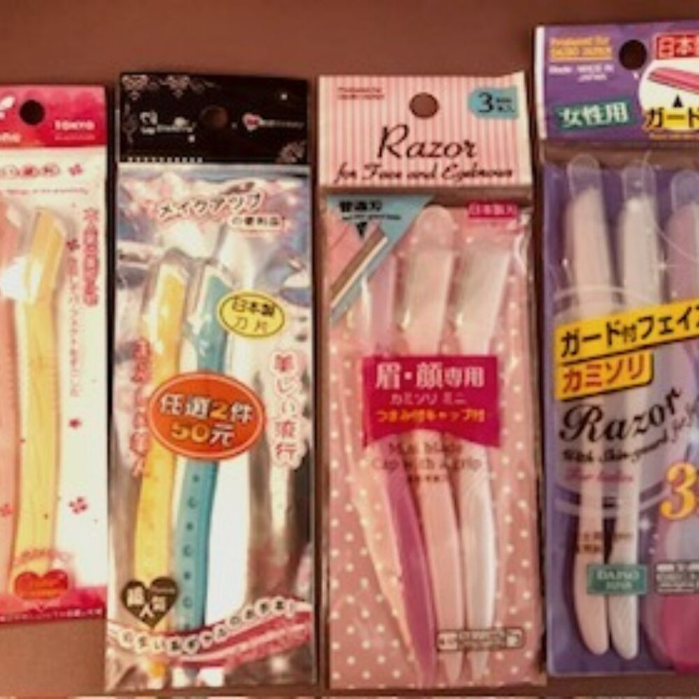 4 - Eyebrow Shaper Razors